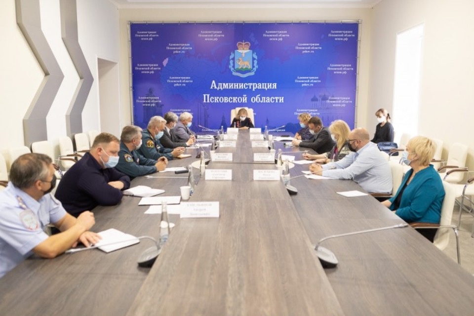 Вокруг крупных свиноводческих ферм в Псковской области будут созданы буферные зоны