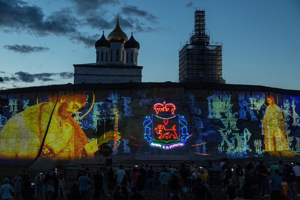 Дополнительные показы Лазерного шоу пройдут в Пскове с 27 по 29 августа