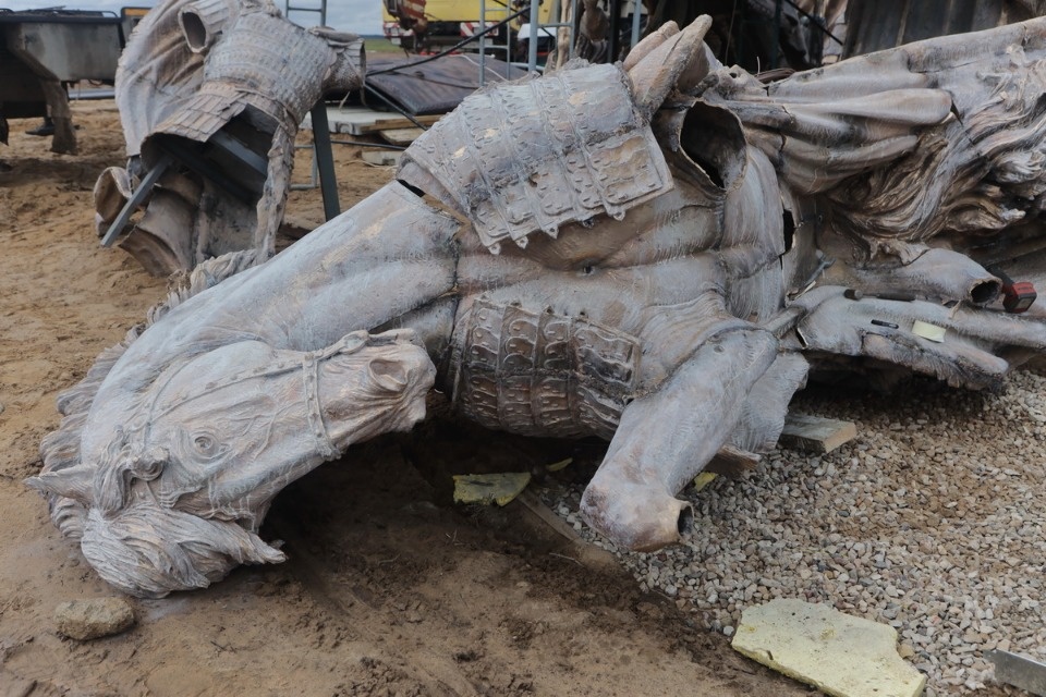 Команда «Стройся!» Команда «Стройся!»