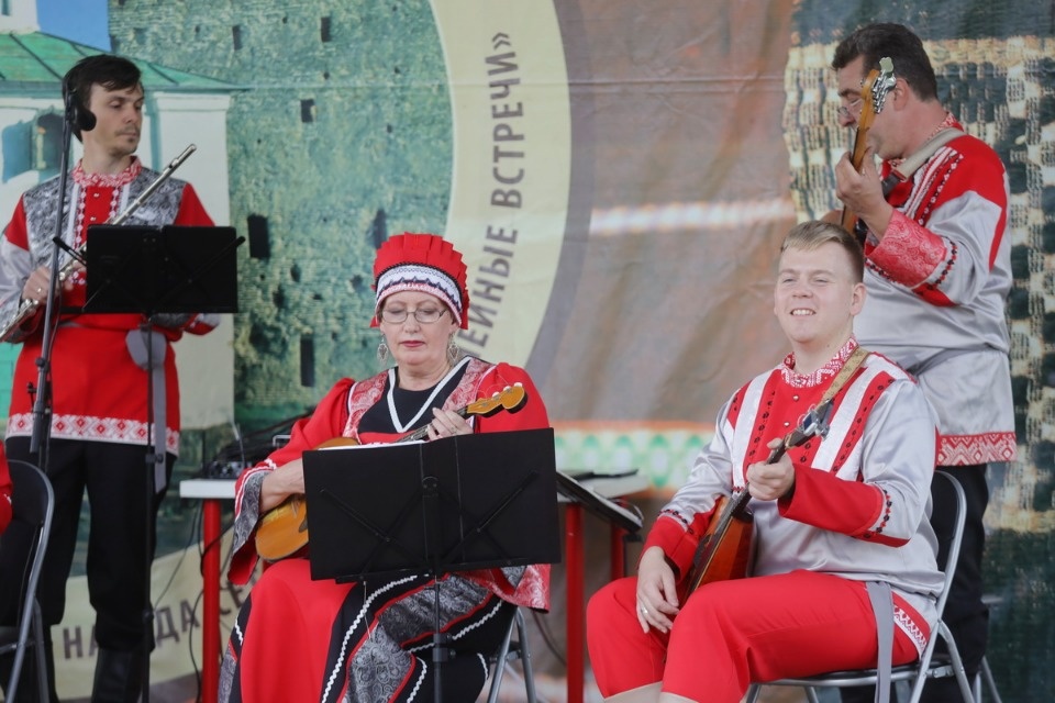 Семейная встреча Семейная встреча