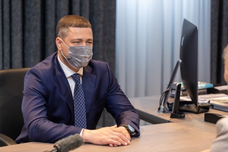 В Бежаницком районе от коронавируса привиты 90% работников сферы образования