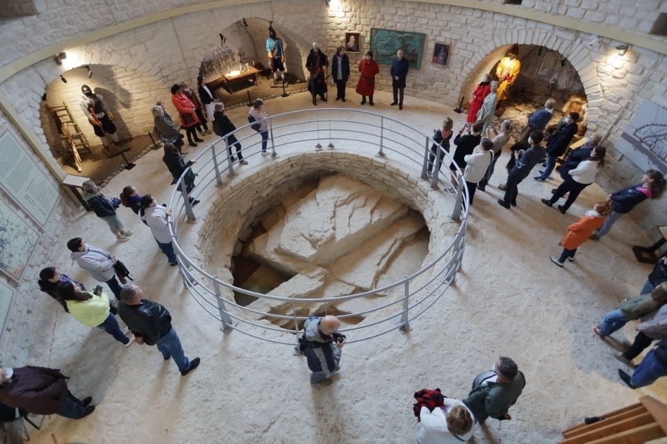 Подарок школьникам