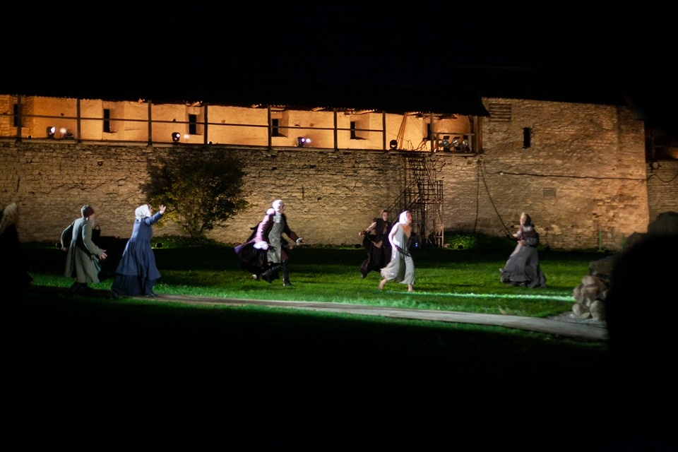 «Блаженная Ксения» в Псковском кремле «Блаженная Ксения» в Псковском кремле