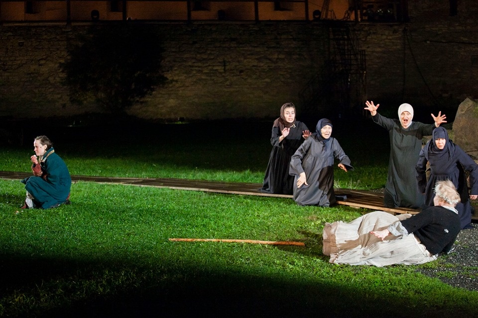 «Блаженная Ксения» в Псковском кремле «Блаженная Ксения» в Псковском кремле