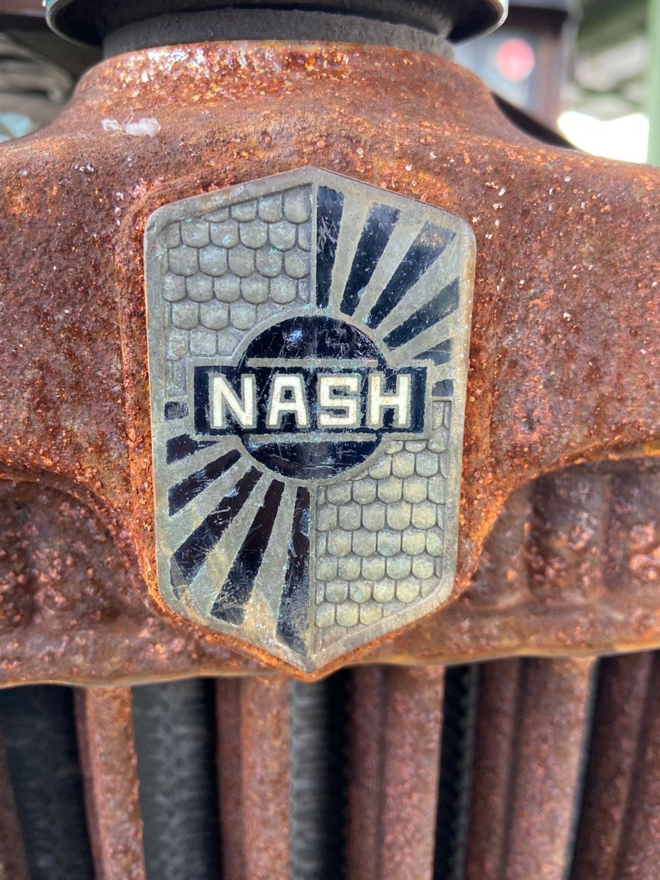 Старинный автомобиль не позволили вывезти в Белоруссию псковские таможенники