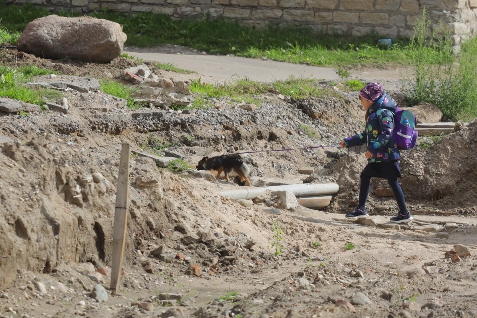 И вновь продолжается бой?.. И вновь продолжается бой?..