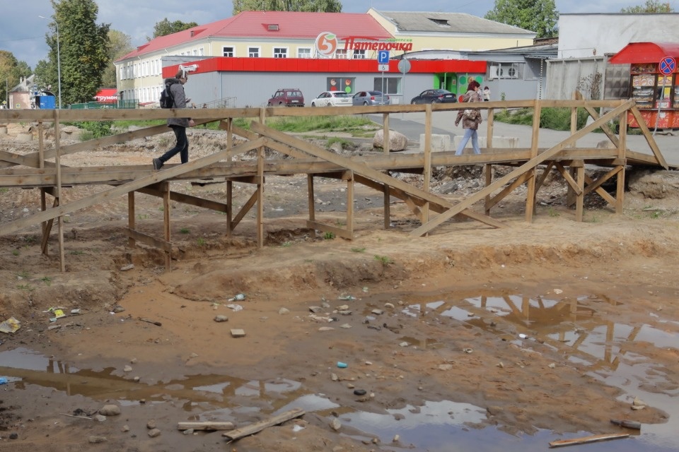 И вновь продолжается бой?.. И вновь продолжается бой?..