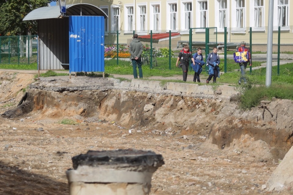 И вновь продолжается бой?.. И вновь продолжается бой?..