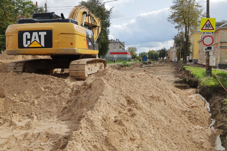 И вновь продолжается бой?.. И вновь продолжается бой?..