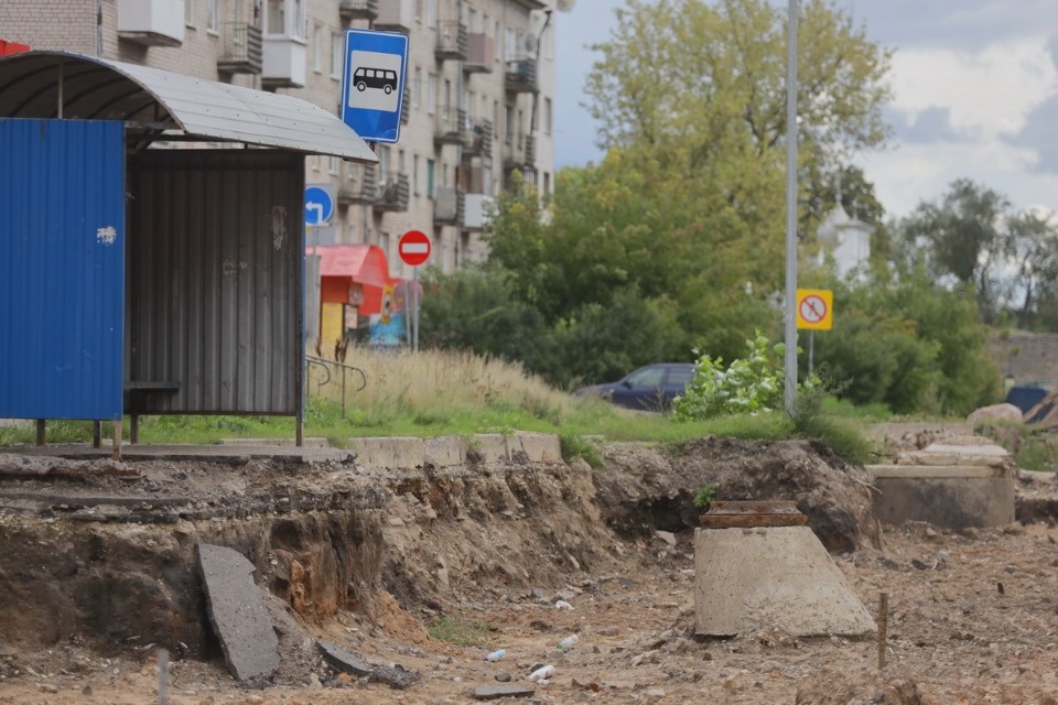 И вновь продолжается бой?.. И вновь продолжается бой?..