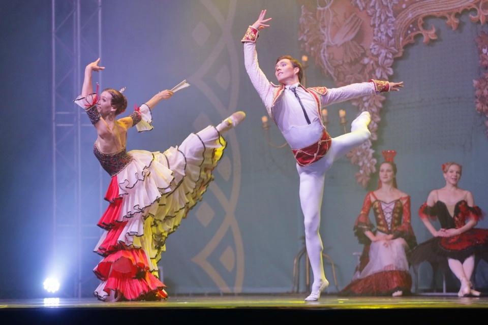 Кремлевские сезоны Кремлевские сезоны