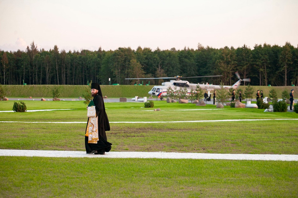 Путин и Невский