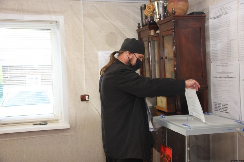 Косплей, капкейки и фьеки