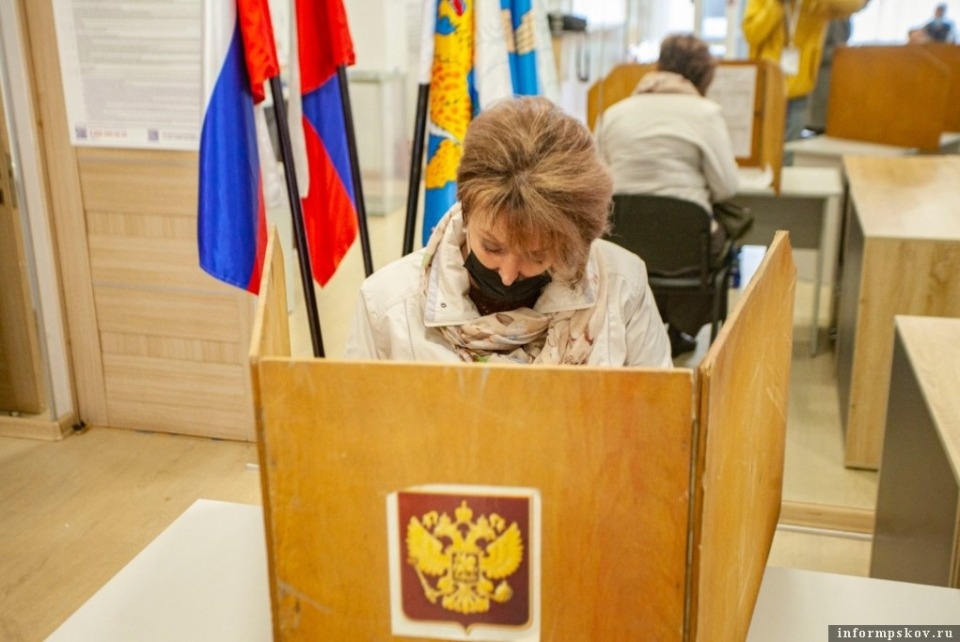 Финальный день сентябрьских выборов проходит в Псковской области