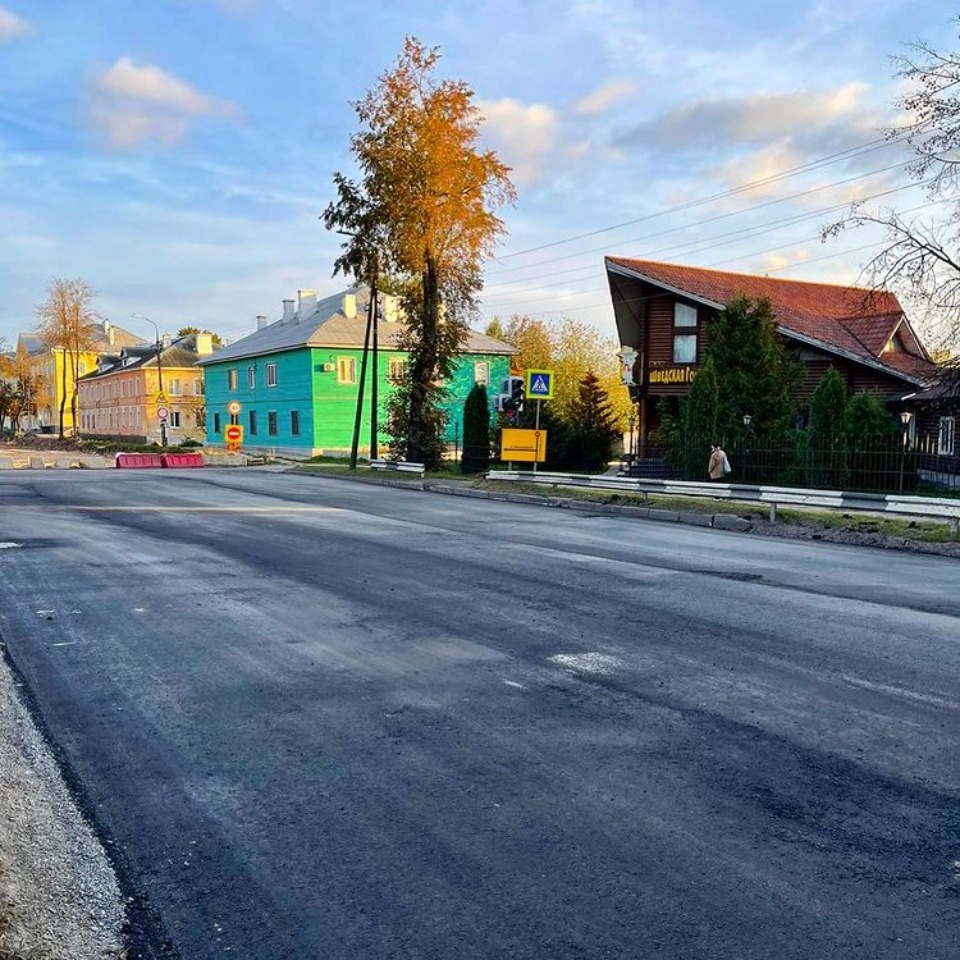 В Пскове отремонтировали два перекрестка