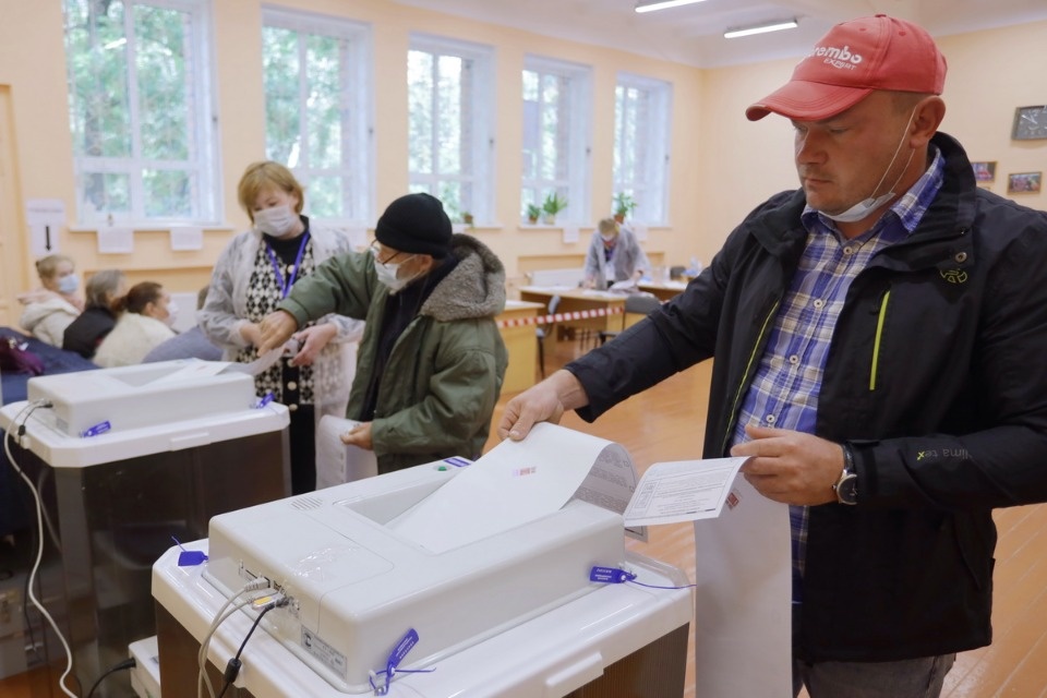 Урны, кабинки, бюллетени