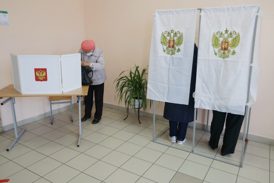 Четыре партии определились с депутатами Псковского облсобрания нового созыва