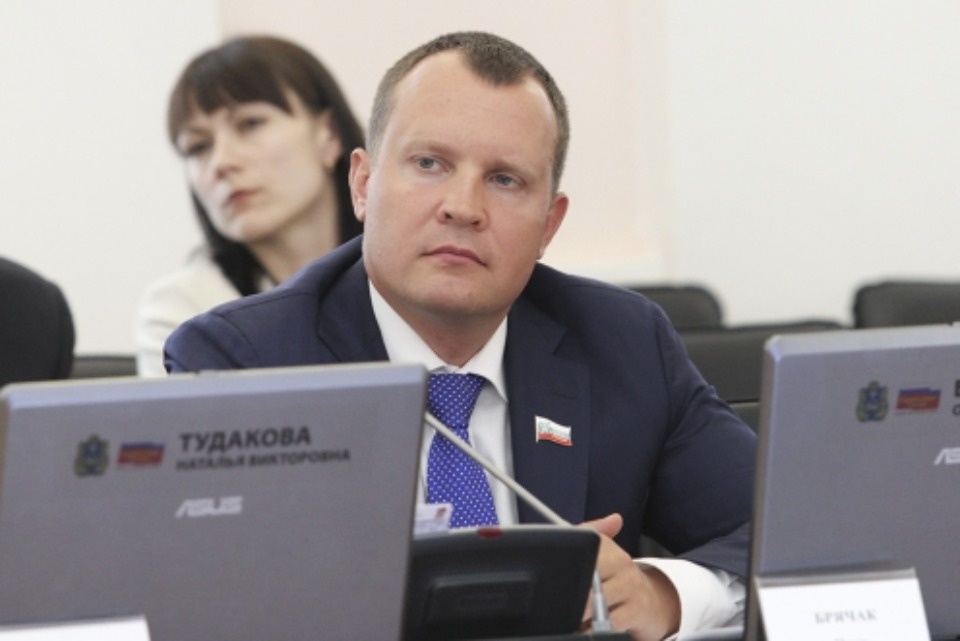 «Справедливая Россия» до конца недели определится с новым депутатом Псковской гордумы