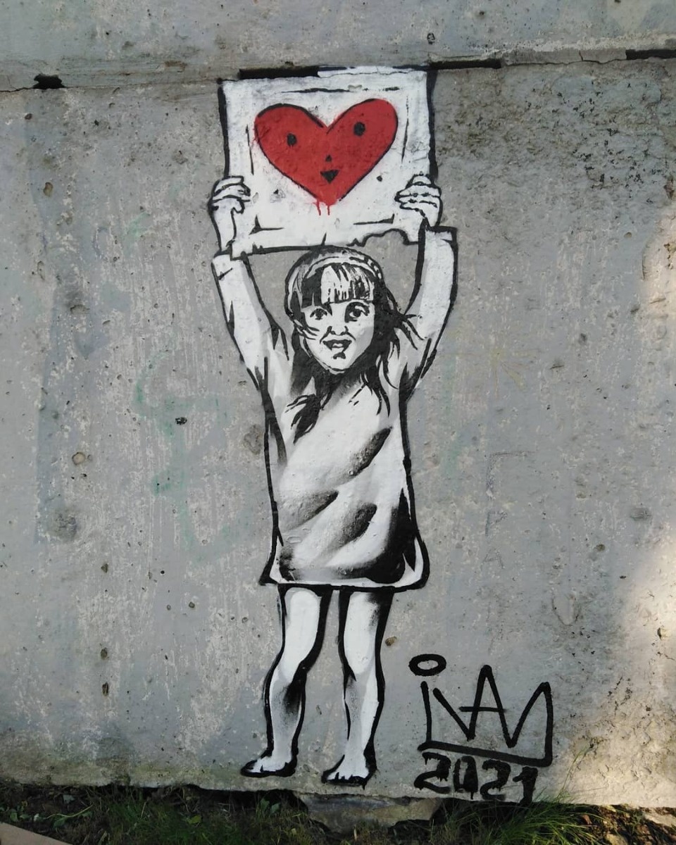 Псковский художник борется с наркотиками с помощью граффити