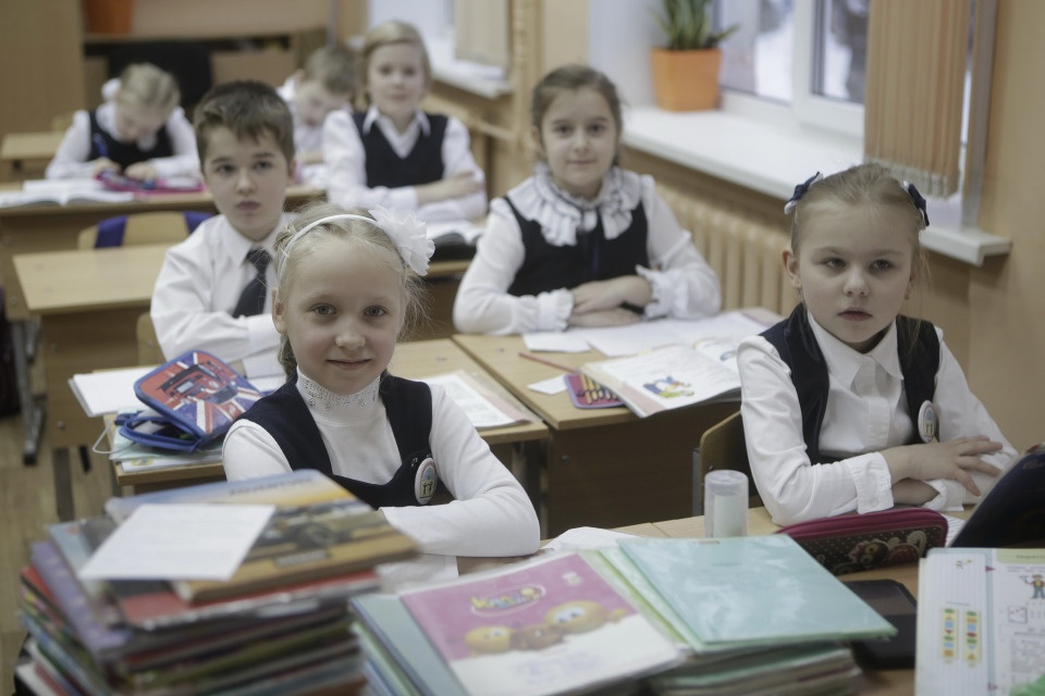 86 классов закрыли на карантин из-за коронавируса в школах Псковской области