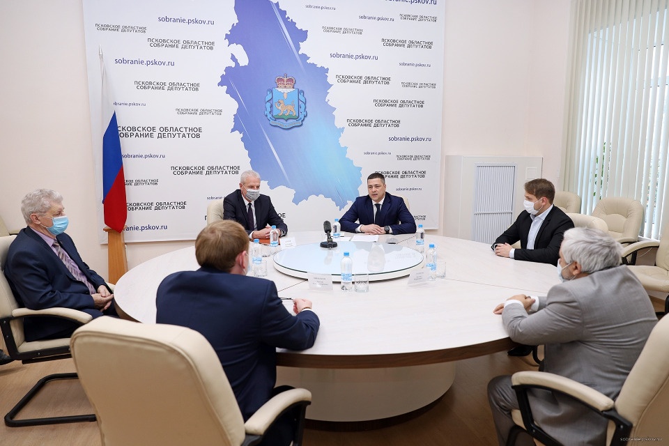 Кандидатуру Александра Котова предложили на пост председателя областного Собрания 