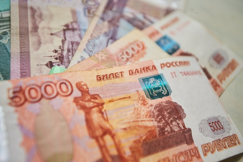 Свыше 750 тысяч рублей перевели мошенникам жители Псковской области