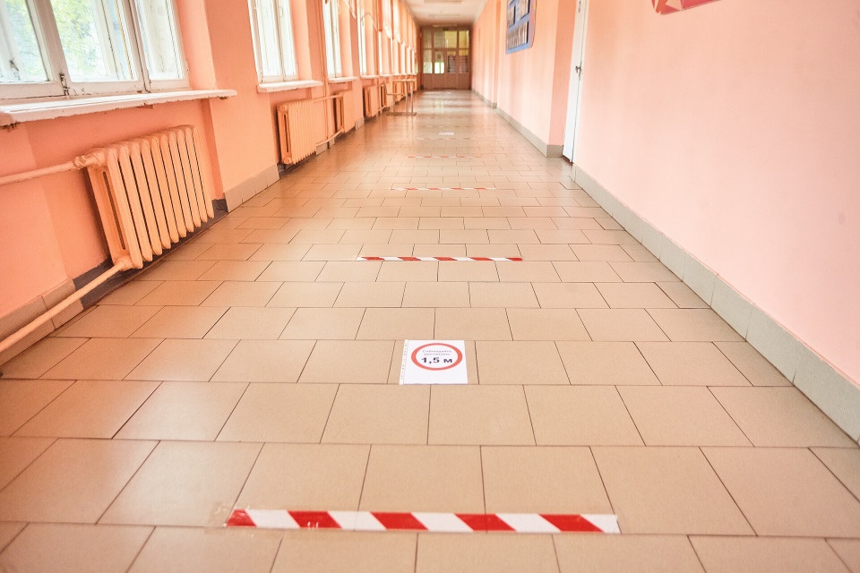 Очные занятия в учреждениях допобразования Псковской области остаются под запретом еще на неделю