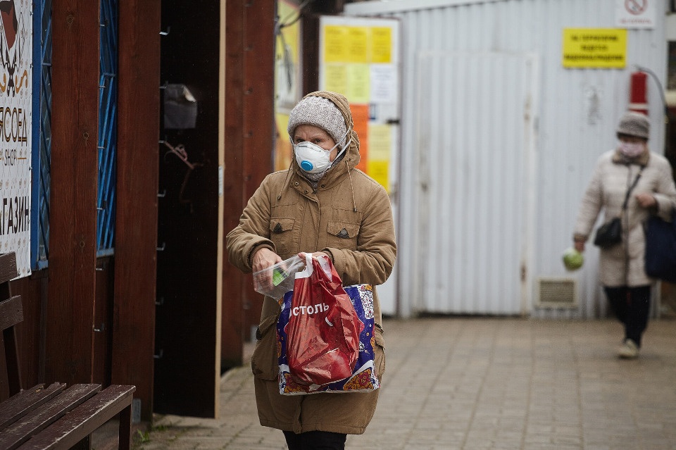 Еще 232 человека заразились коронавирусом в Псковской области