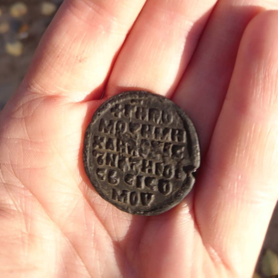 Княжескую печать нашли археологи в Пскове