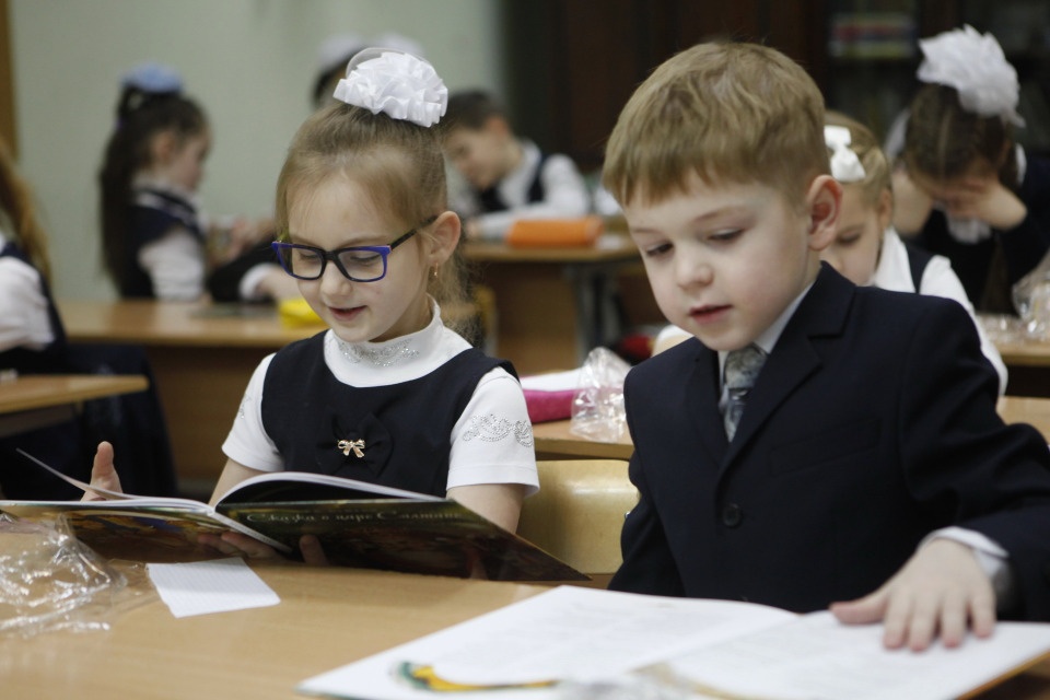 В Псковской области на карантин закрыты две школы