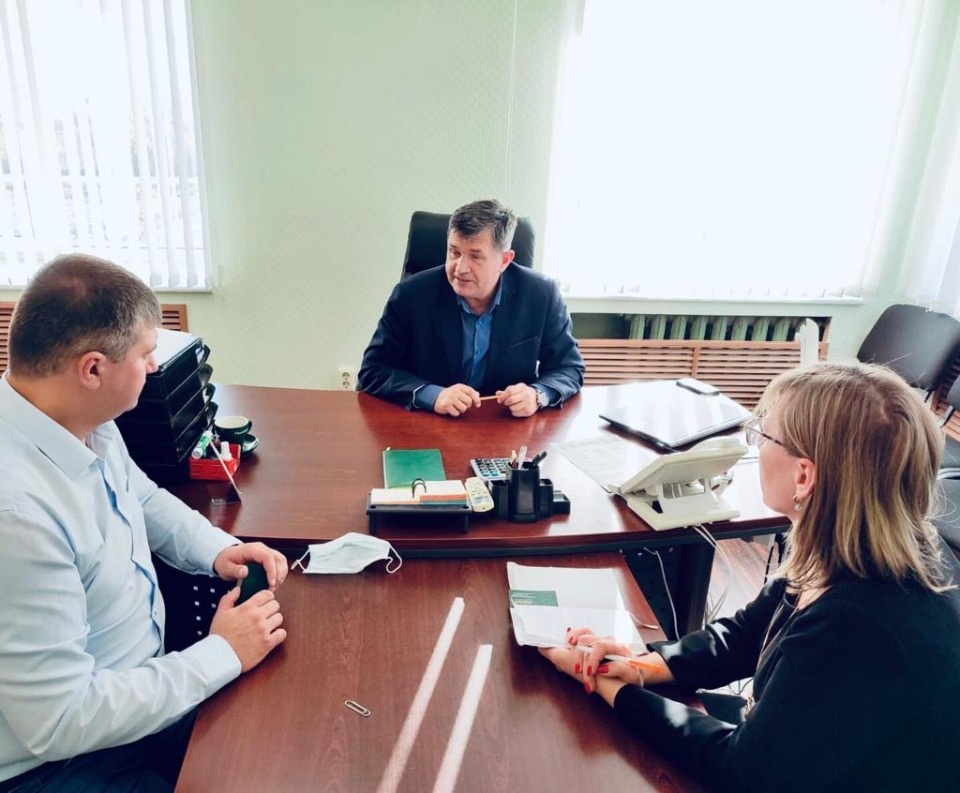 Профсоюзы договорились о сотрудничестве с порховским маслосырзаводом