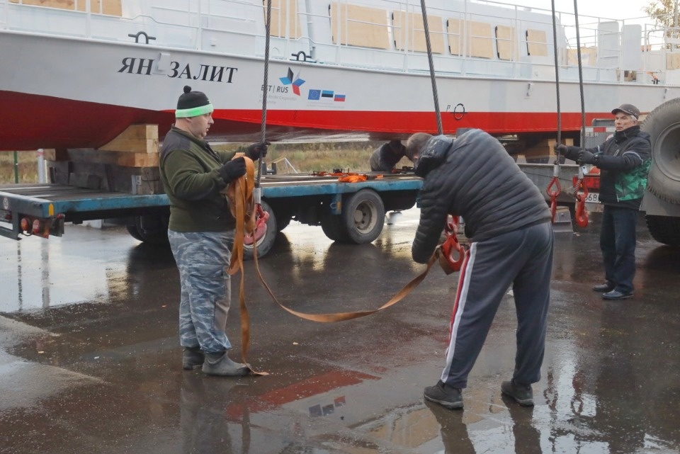 Курс на Талабы Курс на Талабы