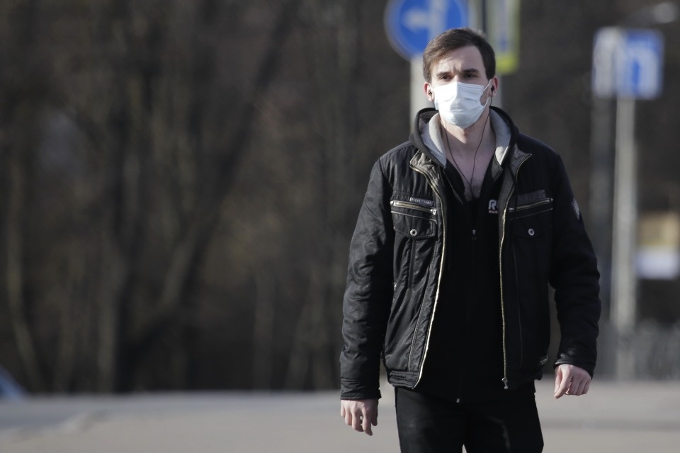 Ведерников пояснил, почему не будет послабления ограничений для тех, кто имеет медотвод от вакцинации