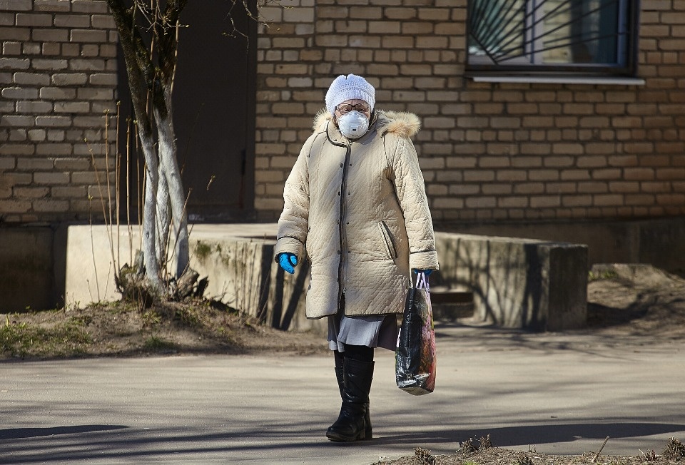 С 25 октября в Псковской области вводится режим самоизоляции для граждан старше 65 лет С 25 октября в Псковской области вводится режим самоизоляции для граждан старше 65 лет