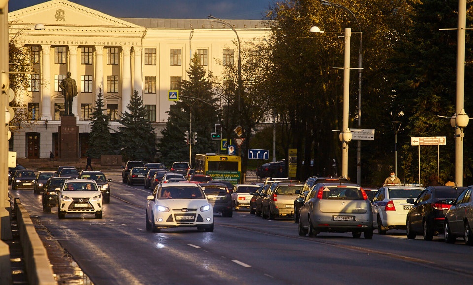 Идею отменить техосмотр для частного транспорта поддержали псковские депутаты