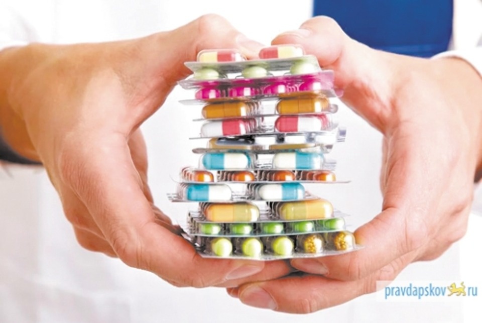 Более 69 млн рублей направят в Псковскую область на лекарства для больных коронавирусом