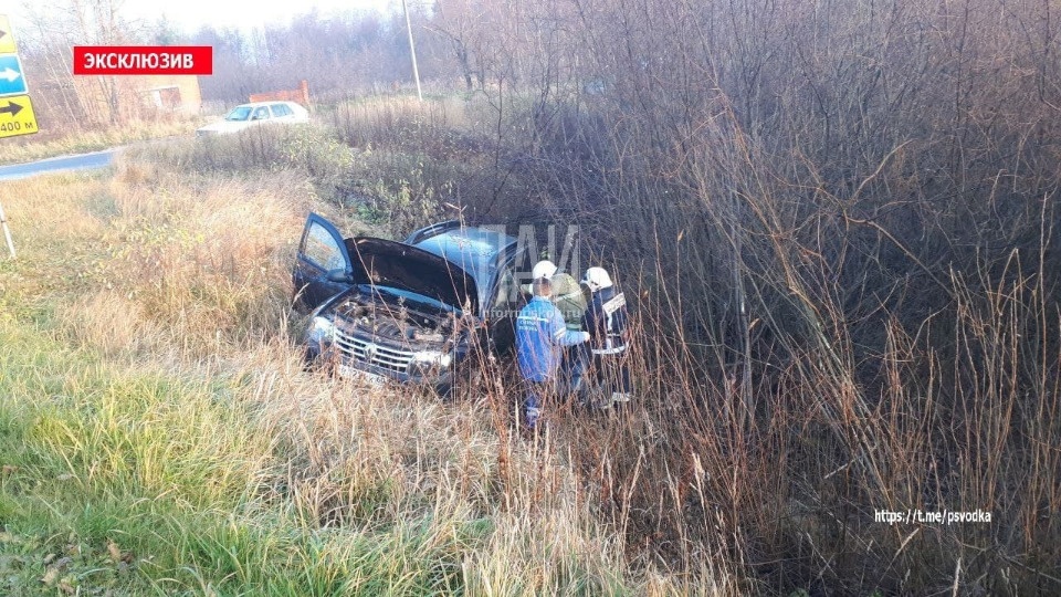 Нетрезвый водитель вылетел в кювет в Печорском районе Нетрезвый водитель вылетел в кювет в Печорском районе