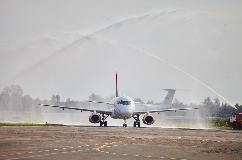 Авиарейс Псков - Москва задерживается из-за тумана