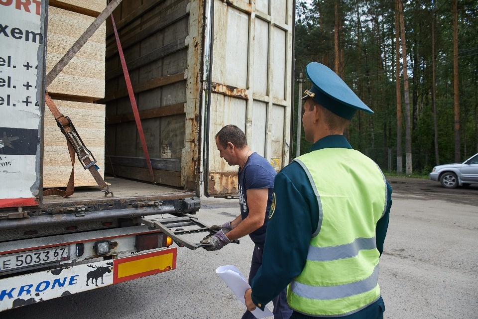 Партию немаркированных белорусских сигарет на 3,5 млн рублей изъяли псковские таможенники Партию немаркированных белорусских сигарет на 3,5 млн рублей изъяли псковские таможенники