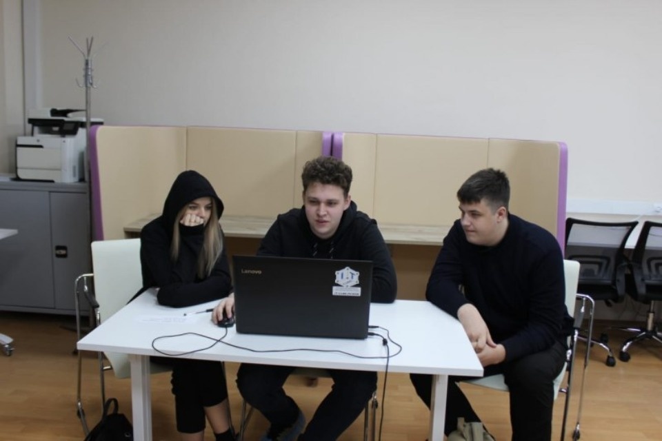 Объявлены победители Кубка Псковской области по программированию среди школьников