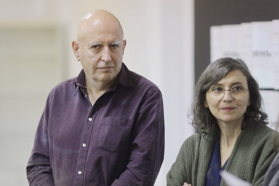 Зри в «Корень»