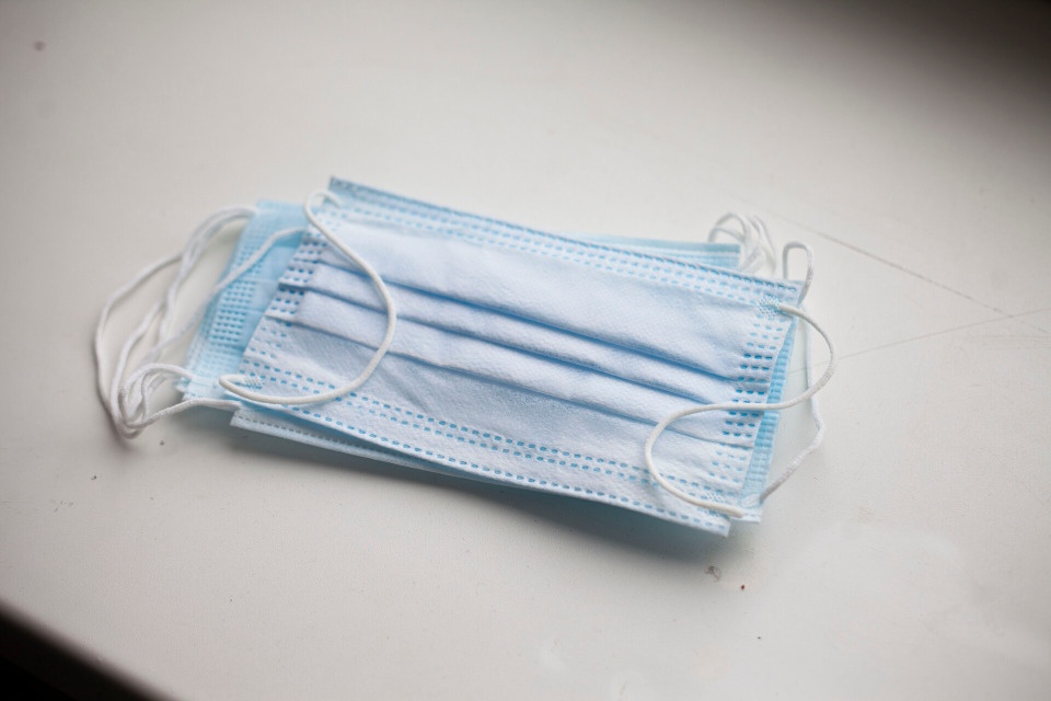 254 псковича оштрафовали за нарушение масочного режима за прошедшую неделю