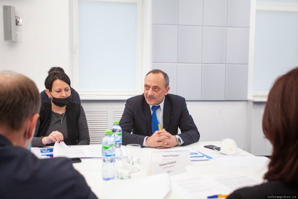 «Титан-Полимер» готов сотрудничать с псковскими компаниями в сфере логистики, питания, спецодежды, поставки поддонов