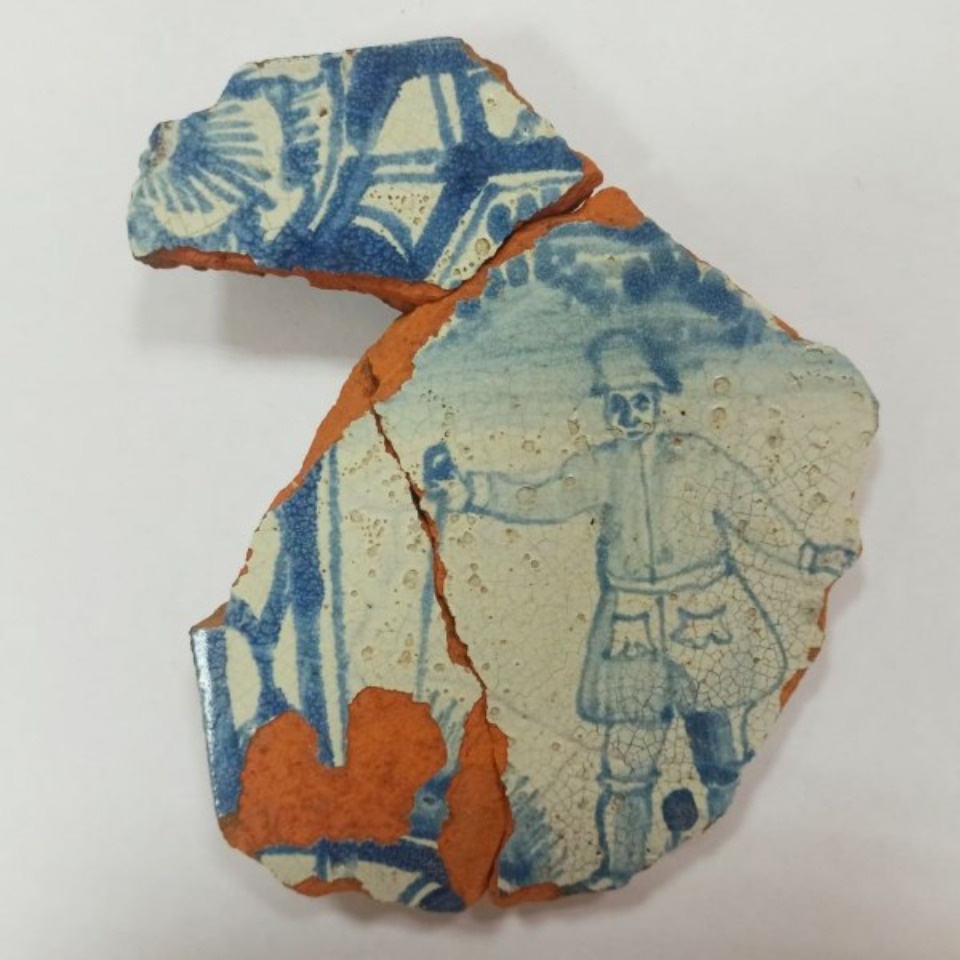 Очаг XI века обнаружили Псковские археологи