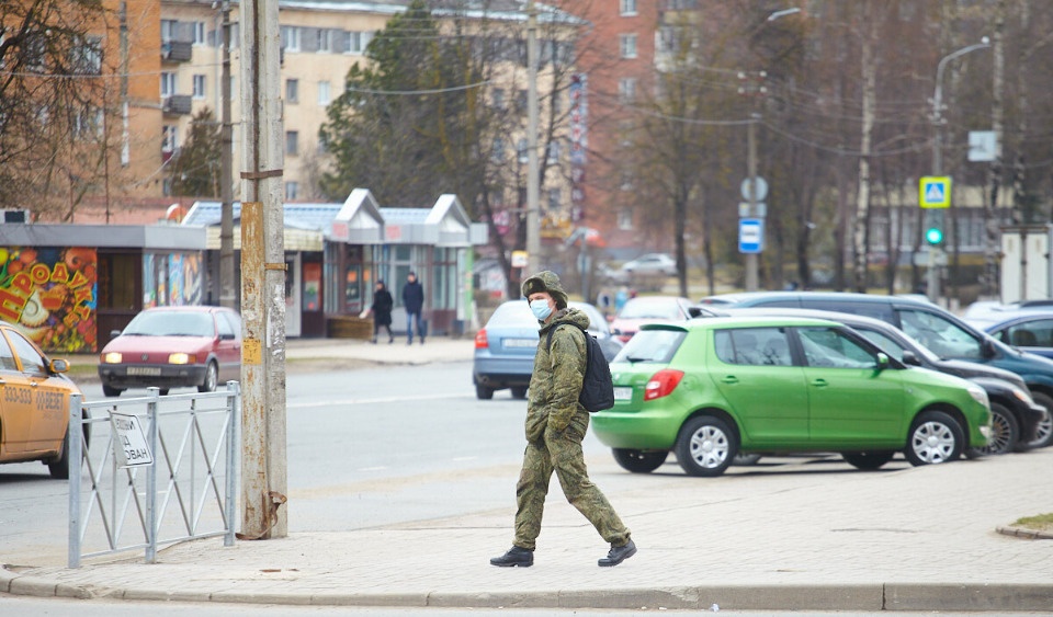 247 жителей Псковской области оштрафовали за нарушение масочного режима за прошедшую неделю