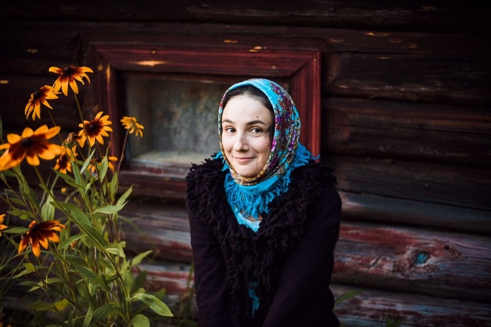 Режиссёр документального кино рассказала, почему её  Instagram захватили псковские бабушки