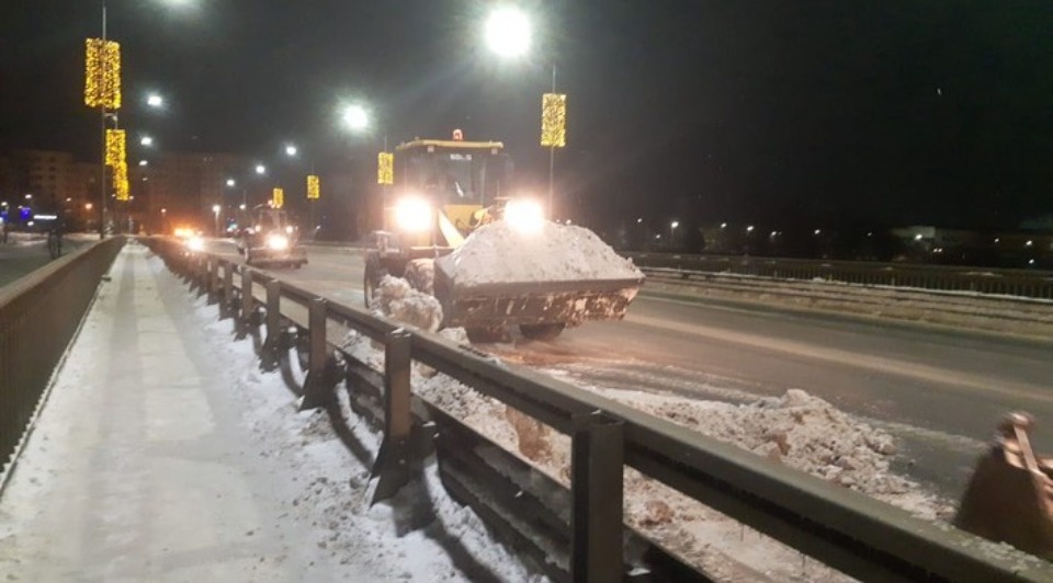 На три управляющие компании Пскова составлены протоколы из-за ненадлежащей уборки снега На три управляющие компании Пскова составлены протоколы из-за ненадлежащей уборки снега