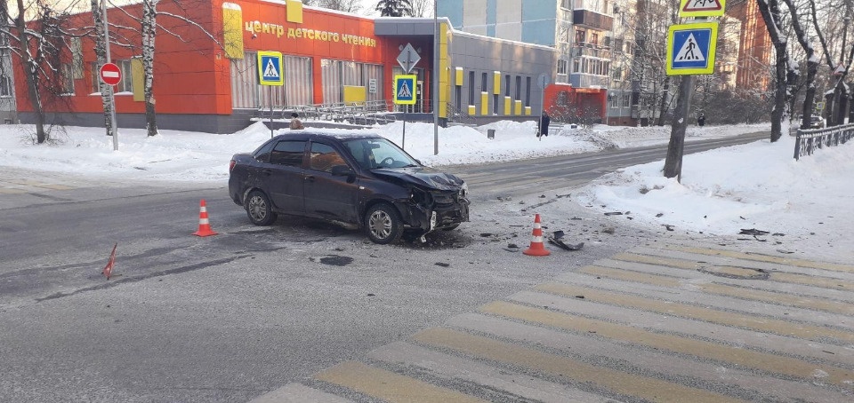 В Пскове в результате ДТП пострадала 22-летняя пассажирка В Пскове в результате ДТП пострадала 22-летняя пассажирка