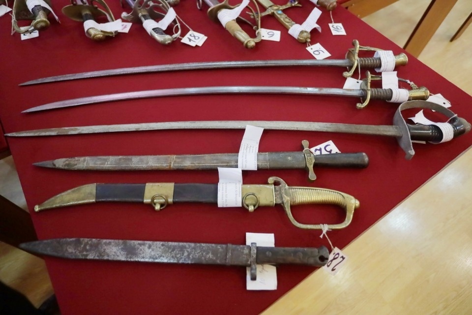 Фонд Псково-Изборского музея пополнили более 200 ценных предметов