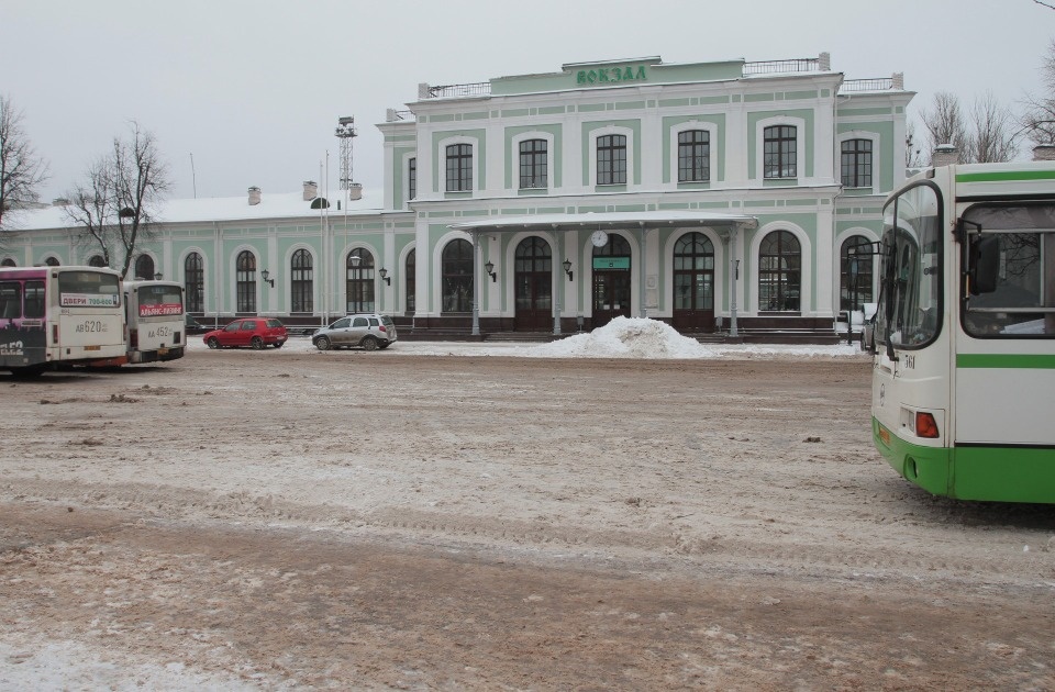 Несколько парковочных зон благоустроят в Пскове